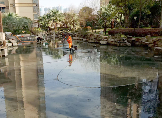 水满乡景观池淤泥清理
