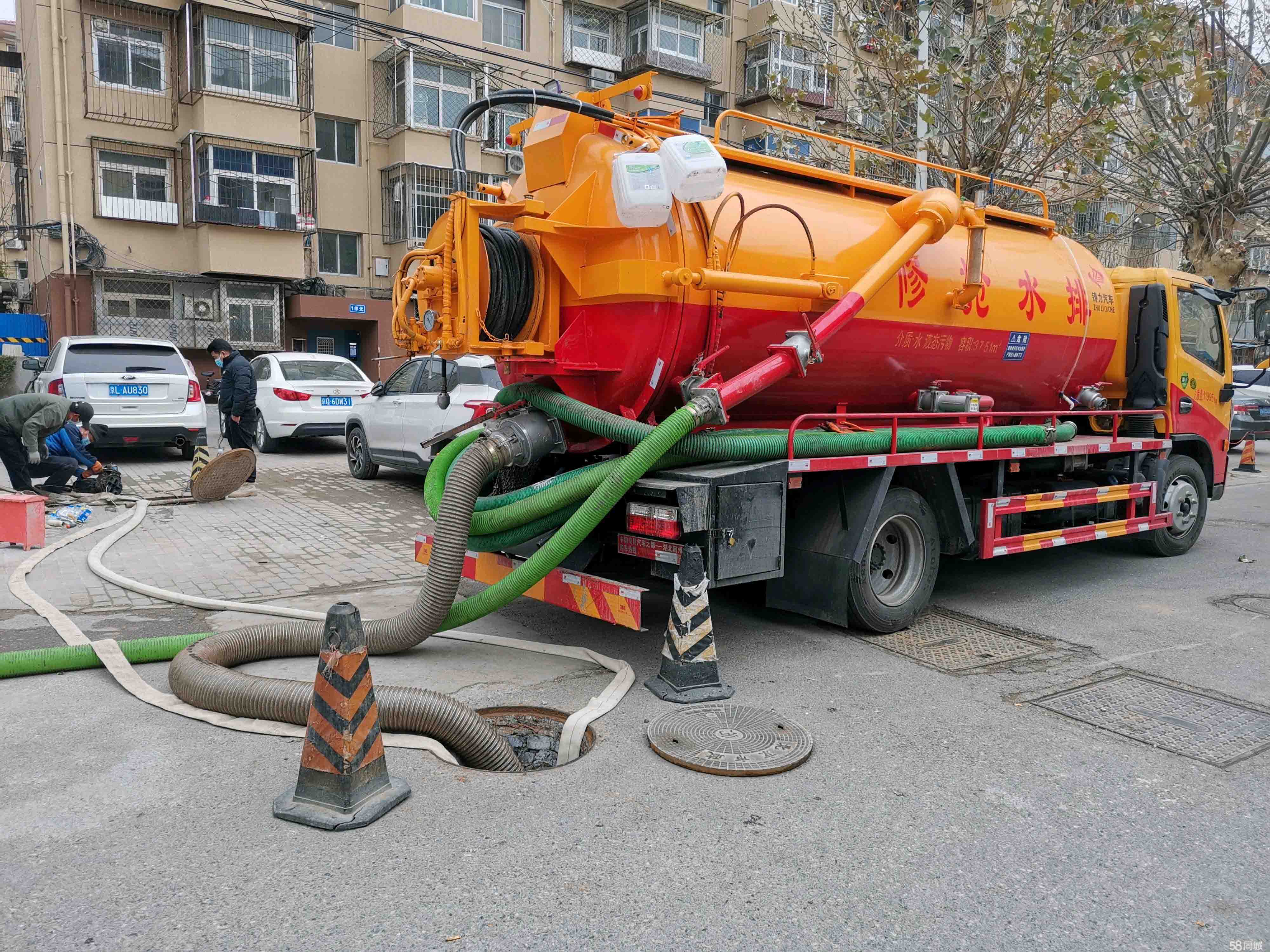水满乡抽粪吸污